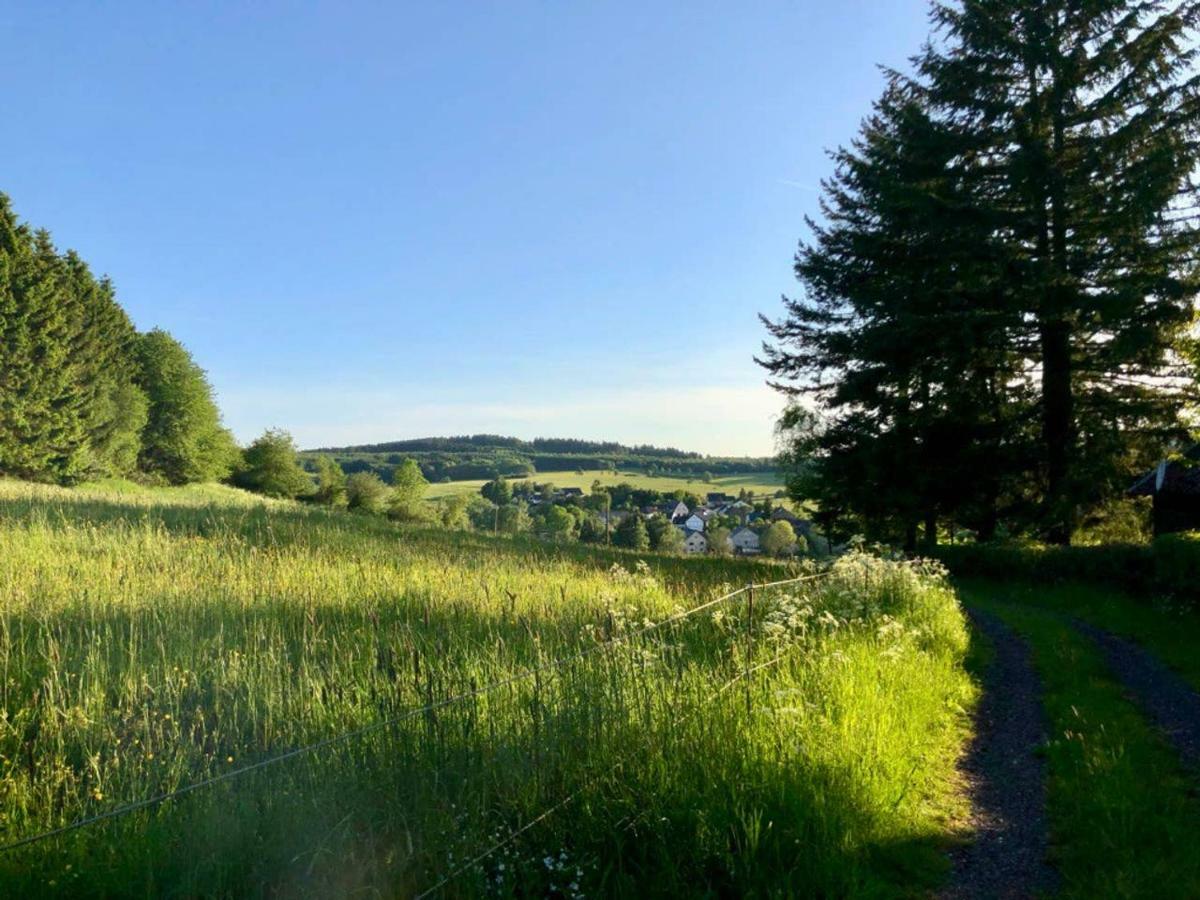 Rennscheune - Himmlisch in die Grüne Hölle Kelberg Exterior foto